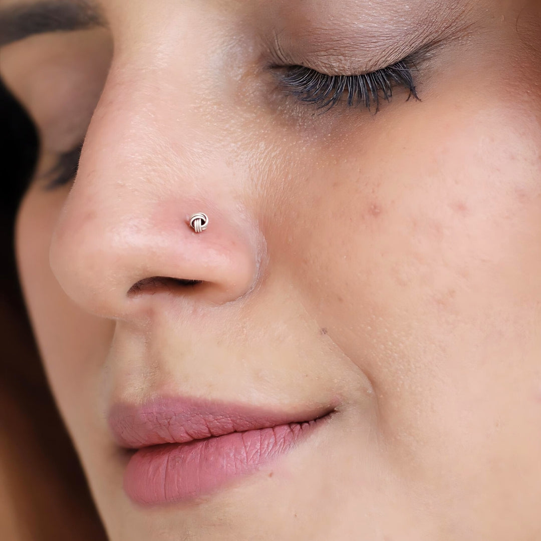 The Oxidised Knot of Silver Nose Pin