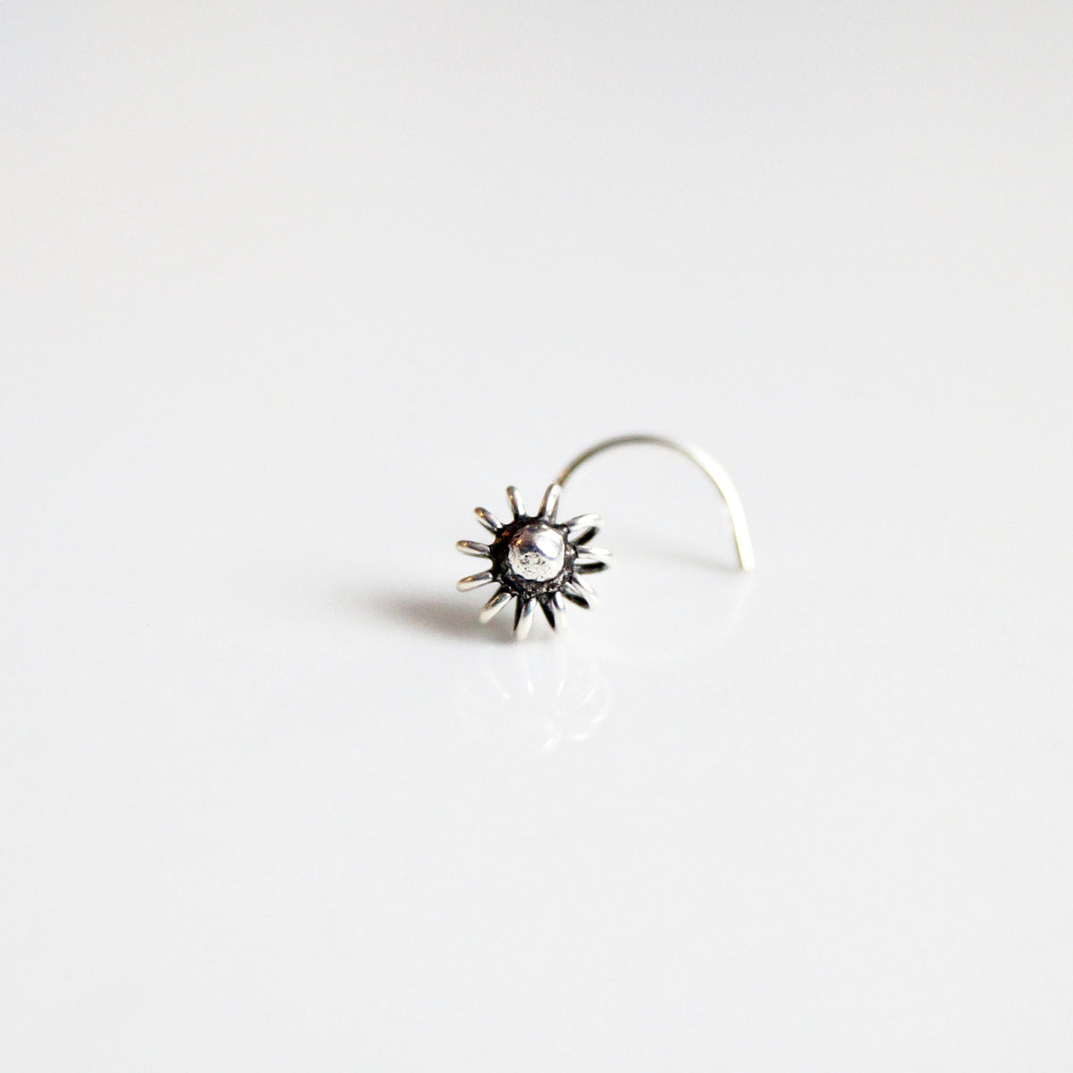 Imperial Silver Flower Nose Pin