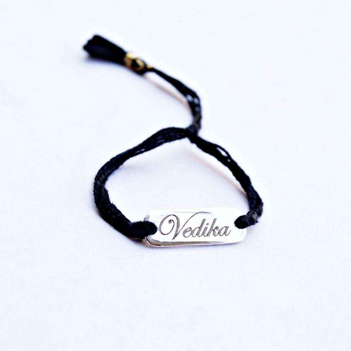 Customised Name Carved Thread Bracelet/Anklet