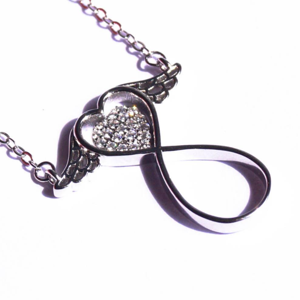 Hearty Studded Infinity Pendant Chain