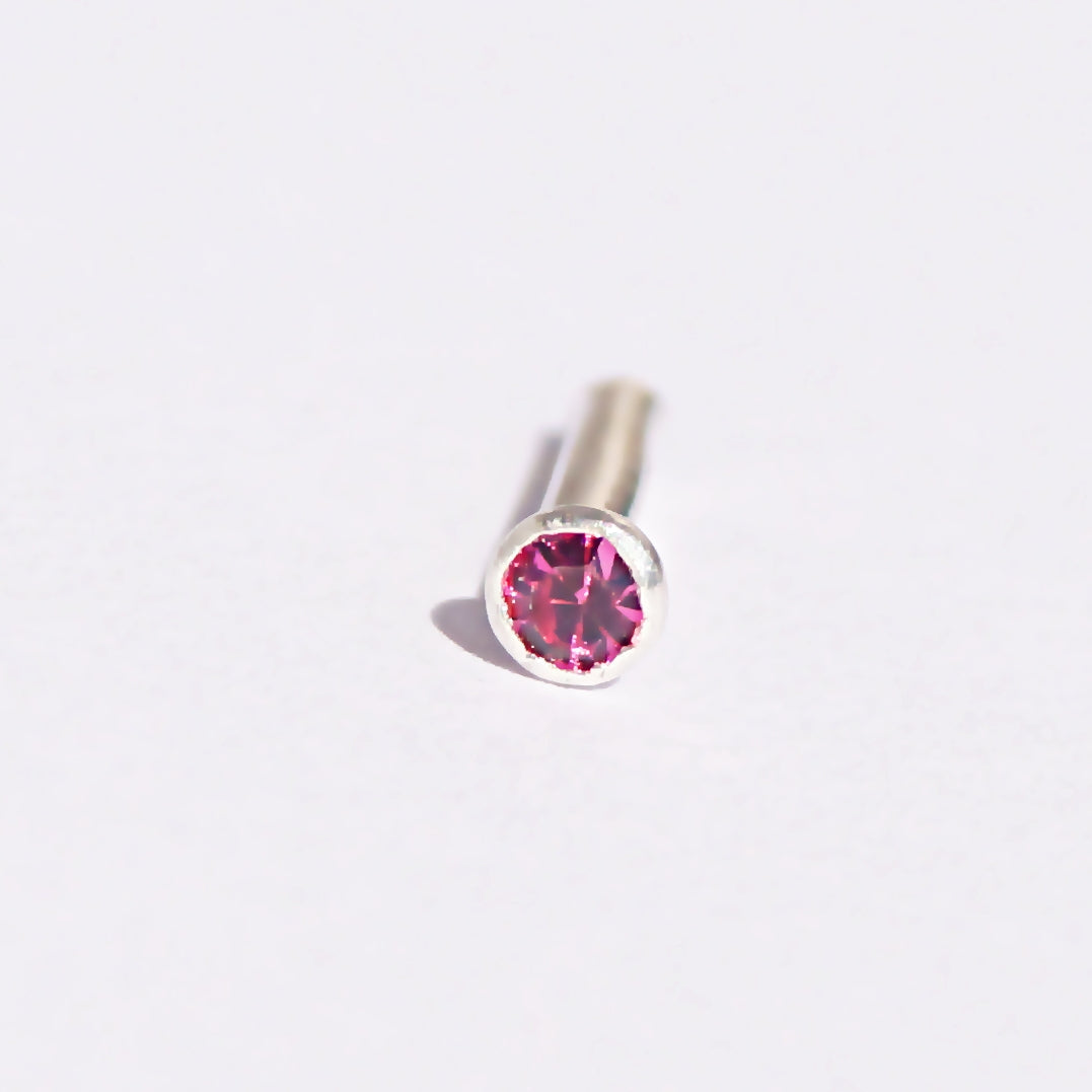The Ruby Solitaire Nosepin (2mm, 2.5mm) (Pushback)