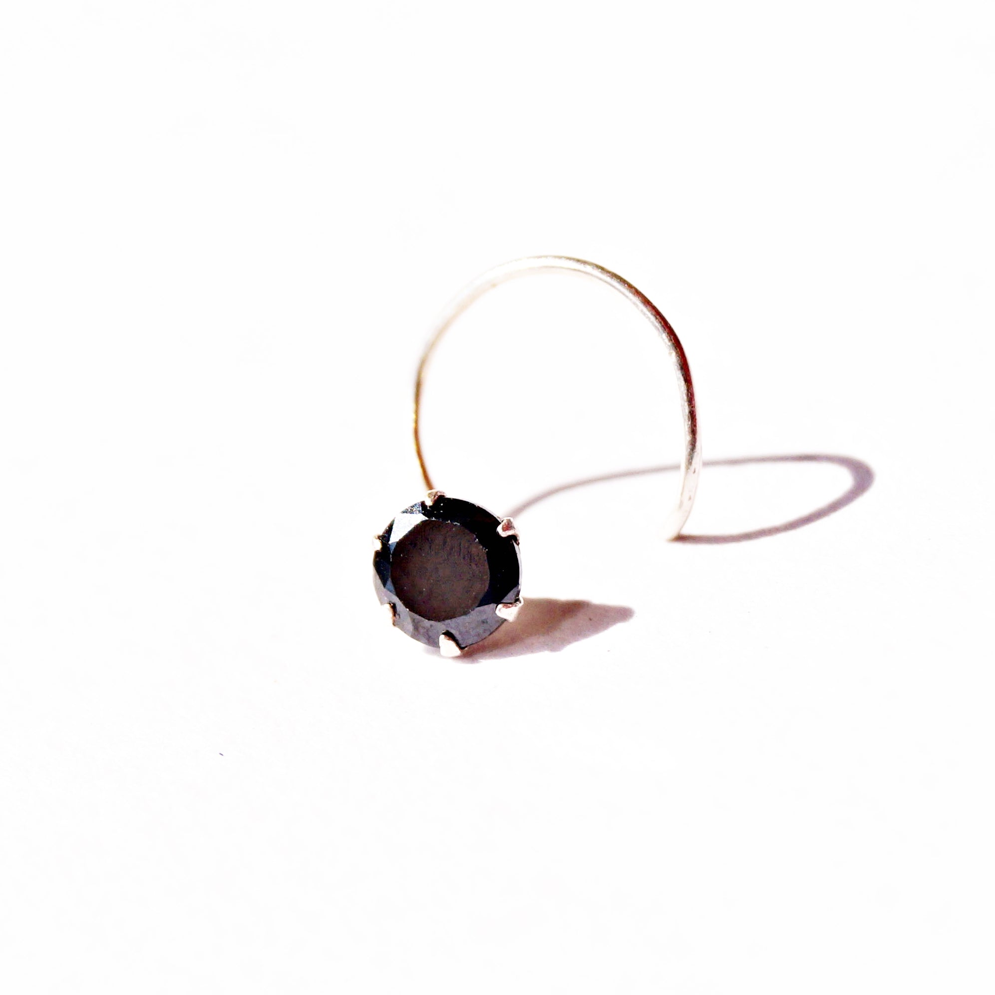 The Colourful Round-cut Solitaire Nosepin (3.5mm) (Wire)