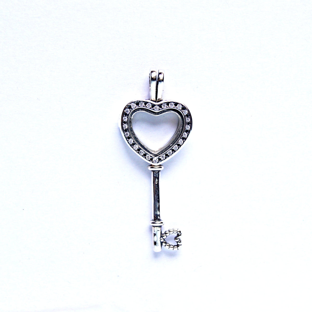 The Heart Key Glass Locket Pendant (Charm/Photo Holder)