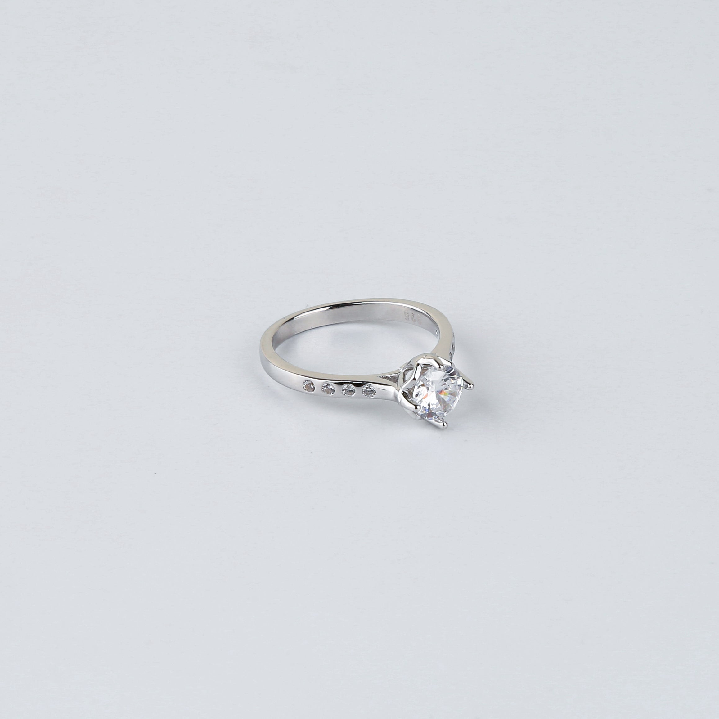 The Span Accent Solitaire Ring