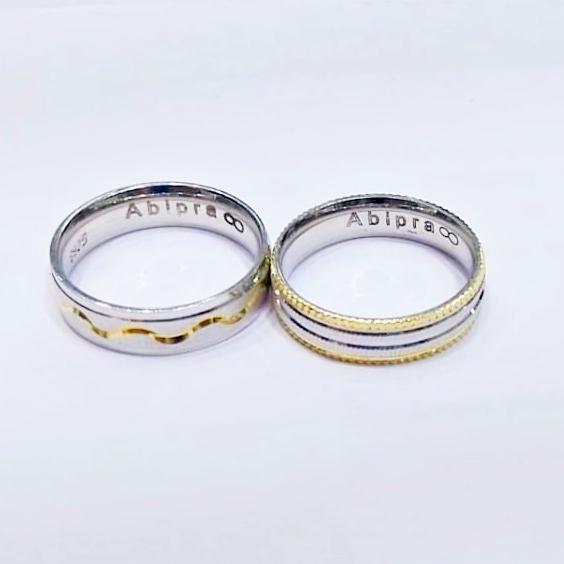 Customised Name Carved Love Ring Band (Pair)